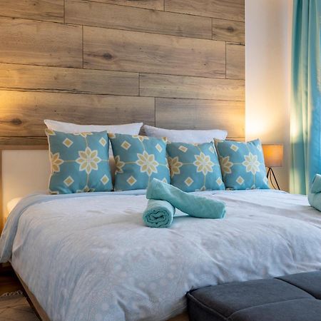 Design Apartment- 24H Self-Check-In - Bis 4 Pers - Parkplatz - Wifi - Balkon -Terrasse - In Direkter Weihernaehe - Radwege Schiffweiler Luaran gambar