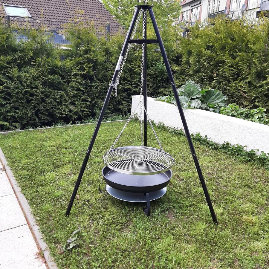 Design Apartment- 24H Self-Check-In - Bis 4 Pers - Parkplatz - Wifi - Balkon -Terrasse - In Direkter Weihernaehe - Radwege Schiffweiler Luaran gambar